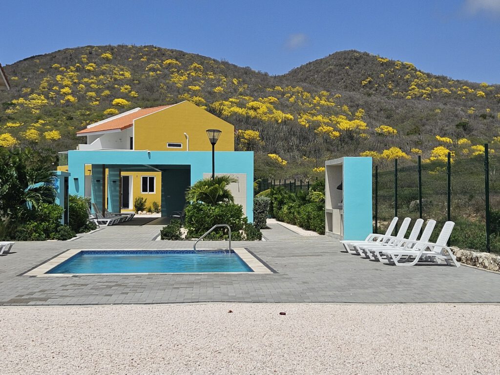 Punta Azul Pool and Poolhouse